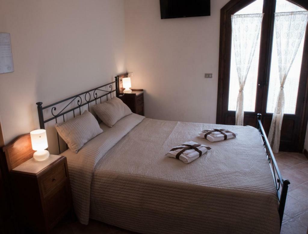 Il Castello Hotell Piazza Armerina Exteriör bild