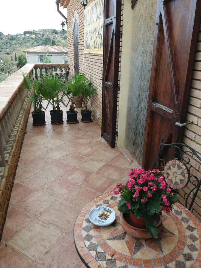 Il Castello Hotell Piazza Armerina Exteriör bild